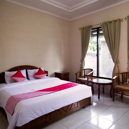 Oyo 3207 Hotel Gracia Bandar Lampung Buitenkant foto