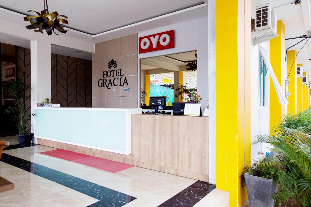 Oyo 3207 Hotel Gracia Bandar Lampung Buitenkant foto
