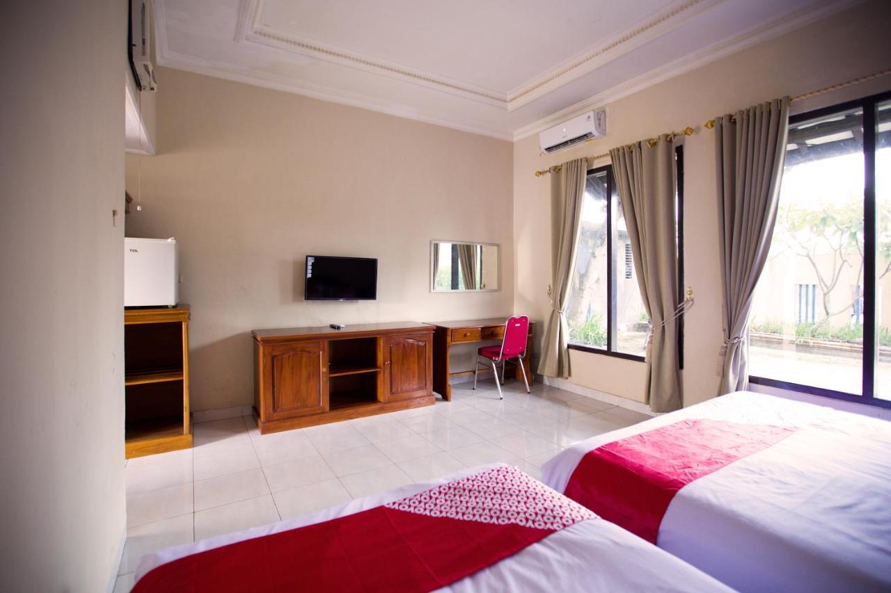 Oyo 3207 Hotel Gracia Bandar Lampung Buitenkant foto
