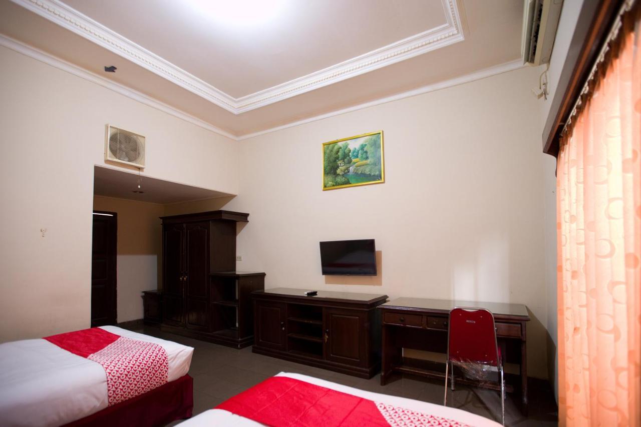 Oyo 3207 Hotel Gracia Bandar Lampung Buitenkant foto