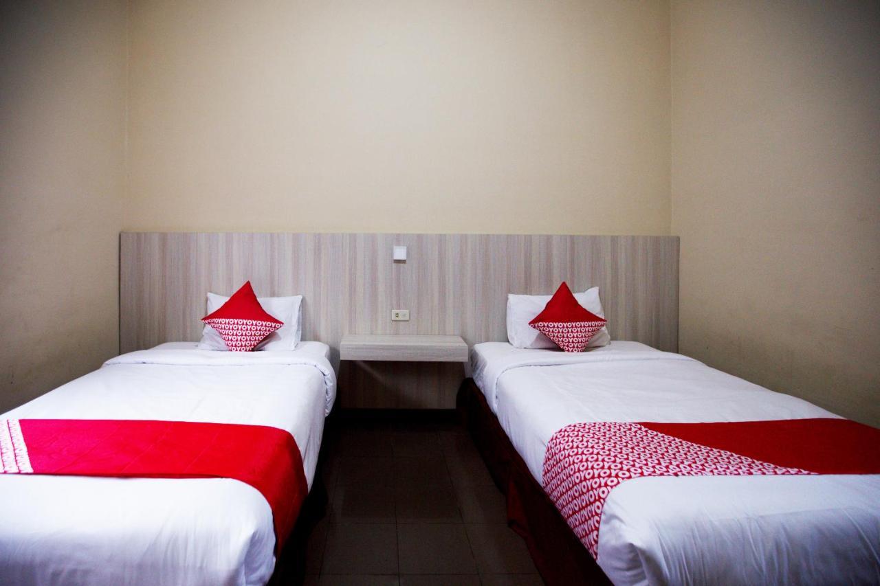 Oyo 3207 Hotel Gracia Bandar Lampung Buitenkant foto