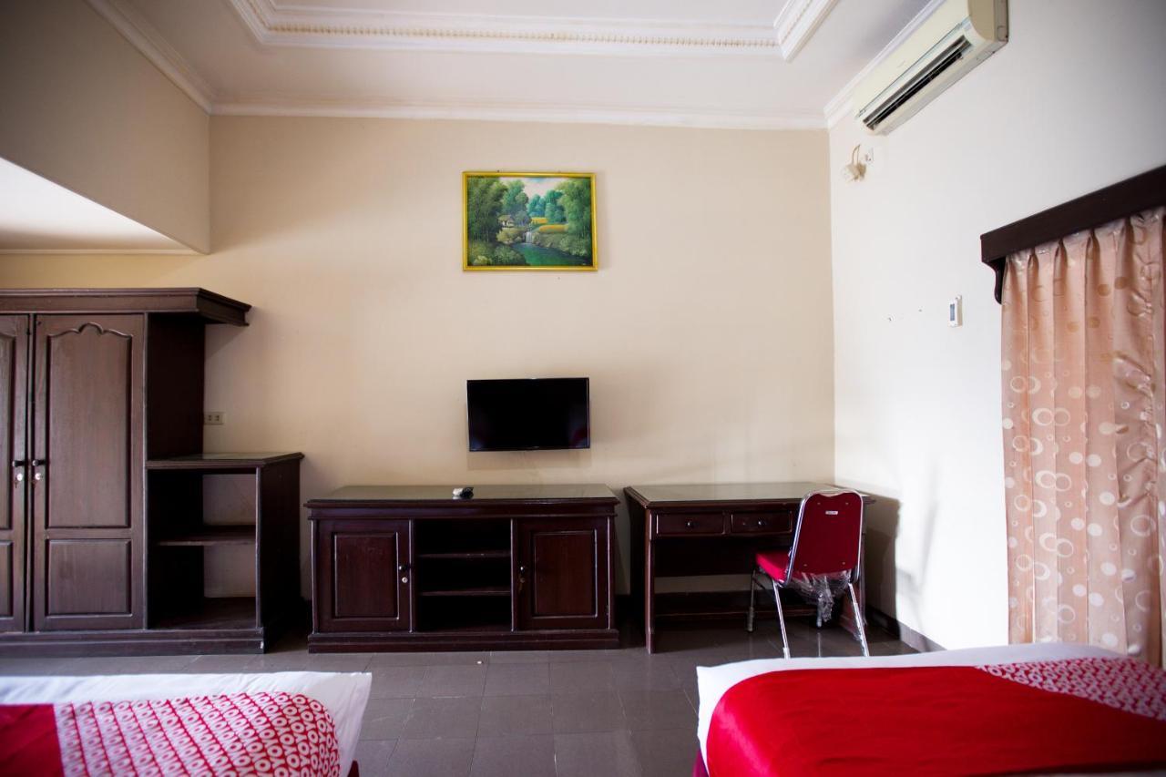 Oyo 3207 Hotel Gracia Bandar Lampung Buitenkant foto