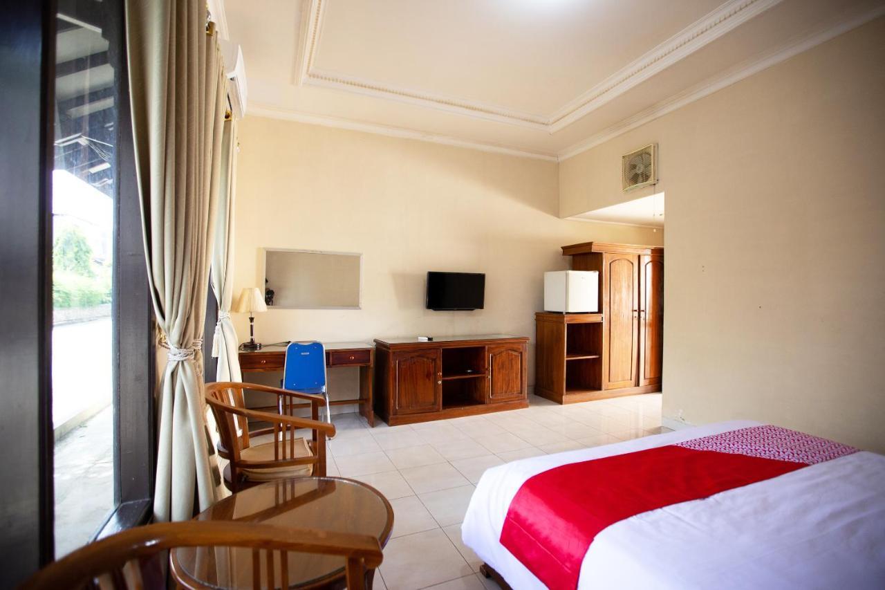 Oyo 3207 Hotel Gracia Bandar Lampung Buitenkant foto