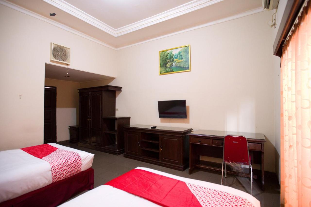 Oyo 3207 Hotel Gracia Bandar Lampung Buitenkant foto